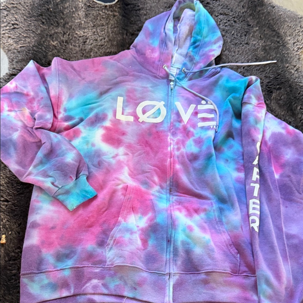 I want candy 🍬 Tie-Dye Love Hoodie zip up hoody!